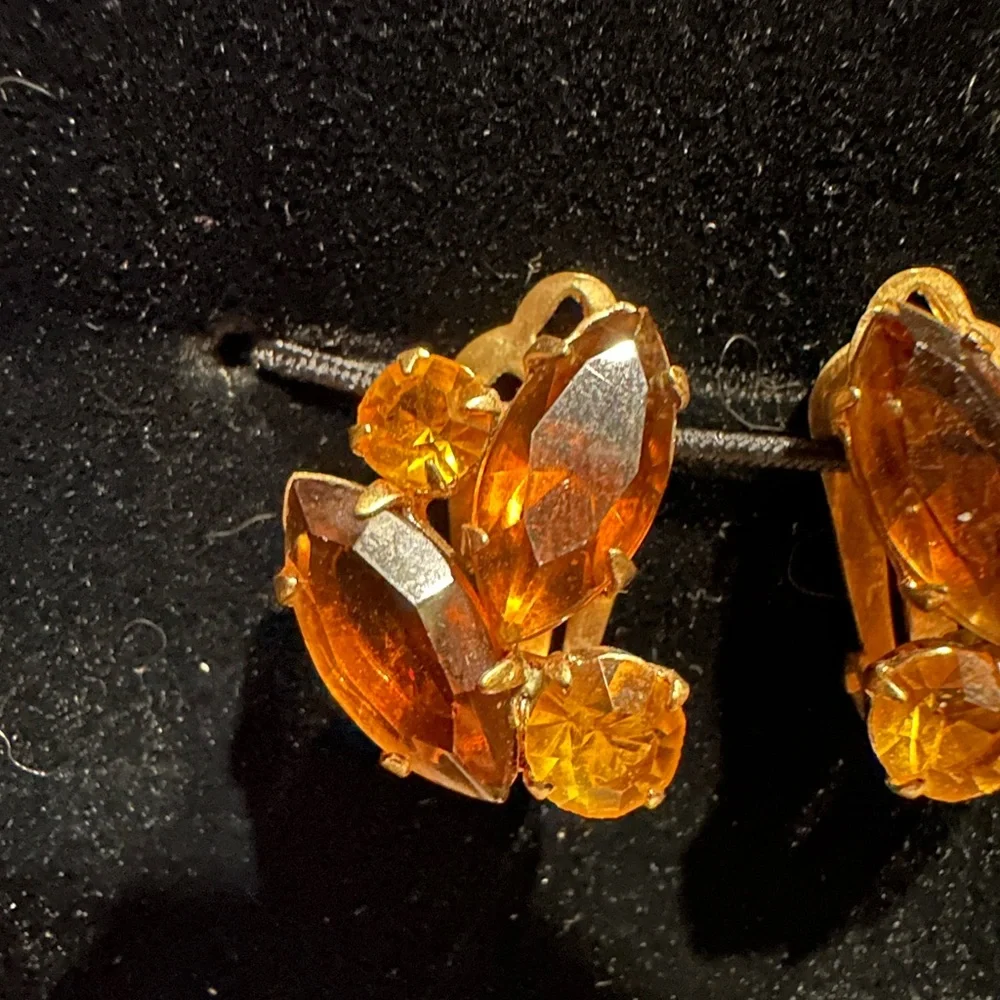 Elegant Gold and Orange Crystal Earrings - Picture 2 of 4